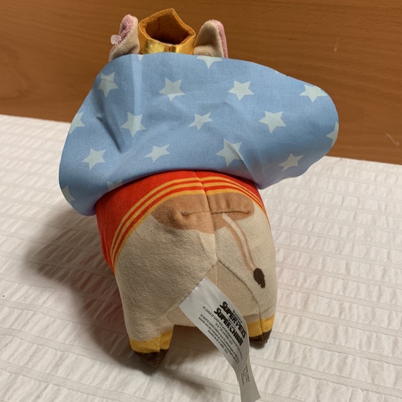 SuperPets Batman Dog & WonderWoman Pig Plush - Picture 8 of 16